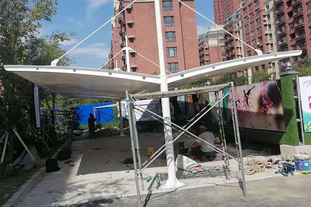 夏季如何多哈爾濱膜結(jié)構(gòu)車棚進(jìn)行維護(hù)呢？